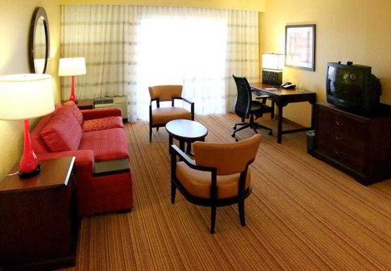 Hotel Courtyard By Marriott Rock Hill Habitación foto